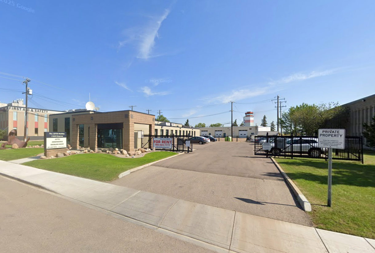 11630 Kingsway NW, Edmonton, AB