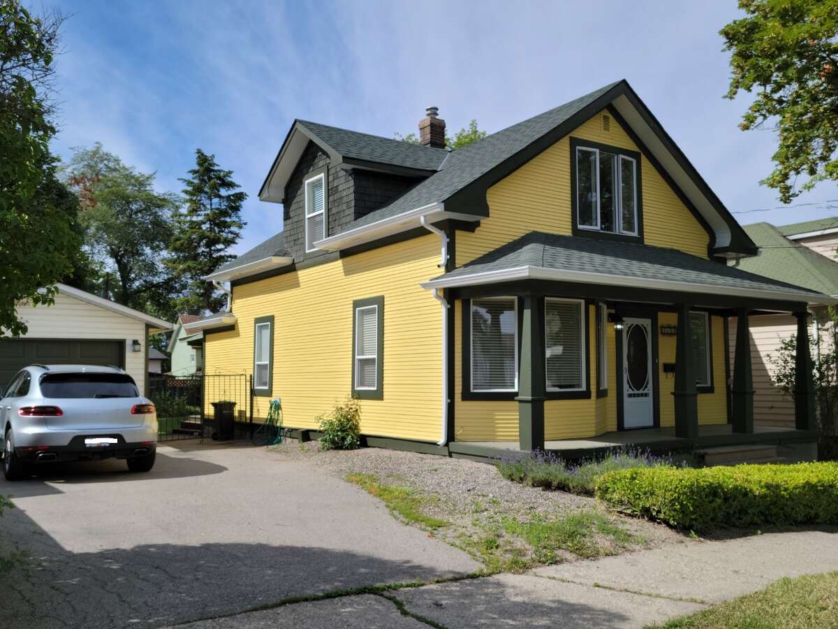 House For Sale - 2600 37 Ave, Vernon, BC