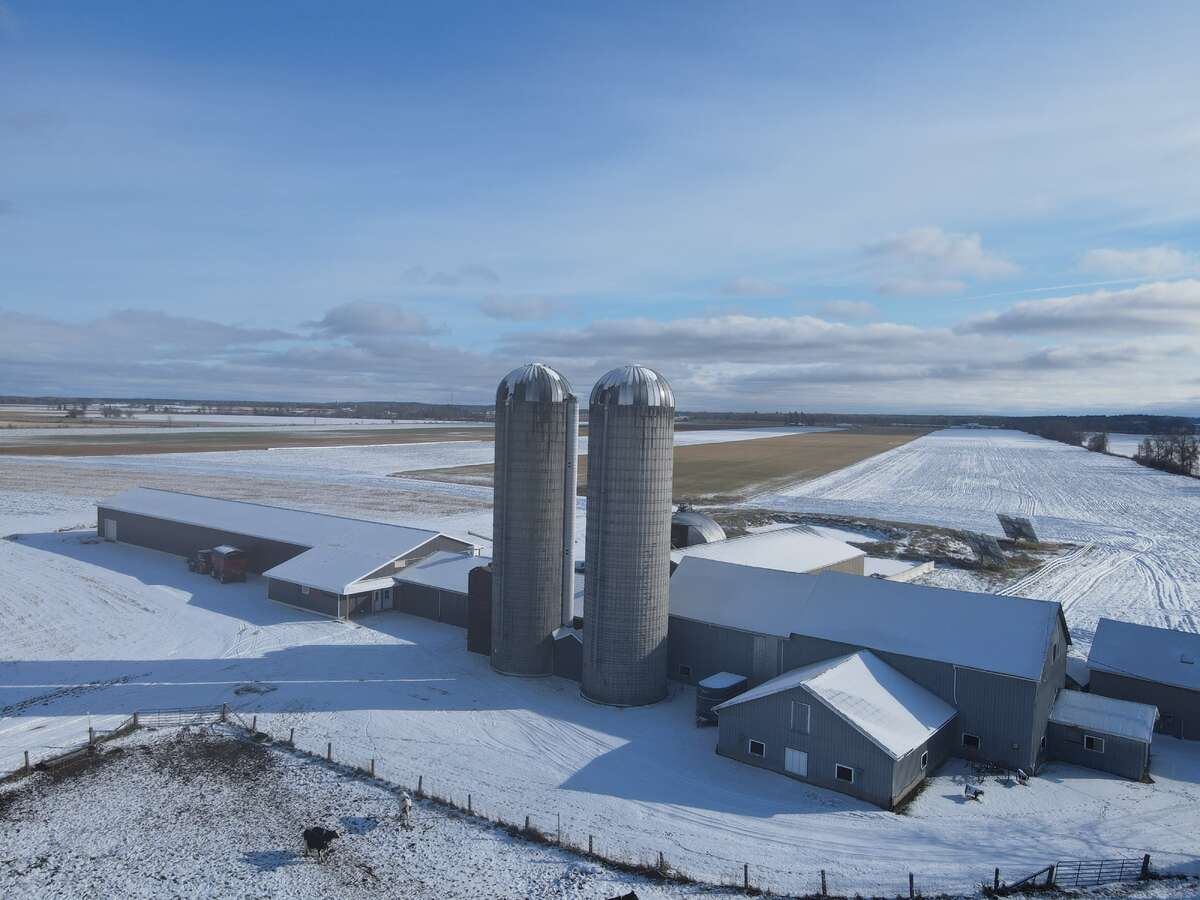 Farm For Sale - 406 Durack line, Cobden, ON