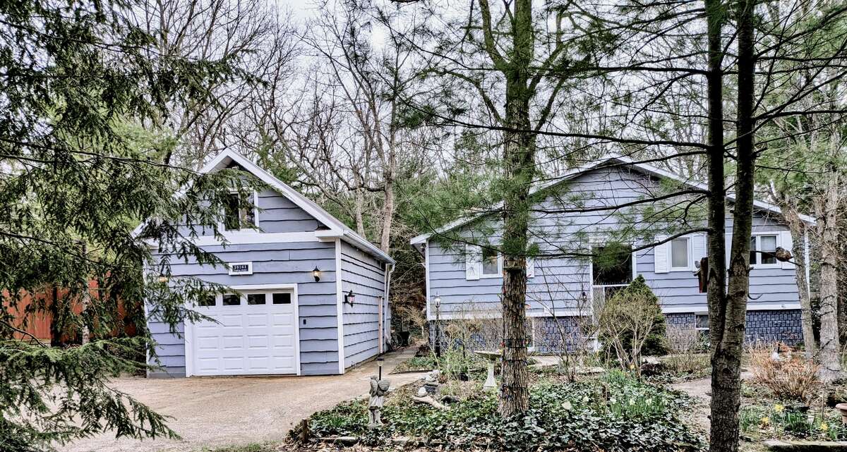 House For Sale - 10161 Andrea Street, Port Franks, ON