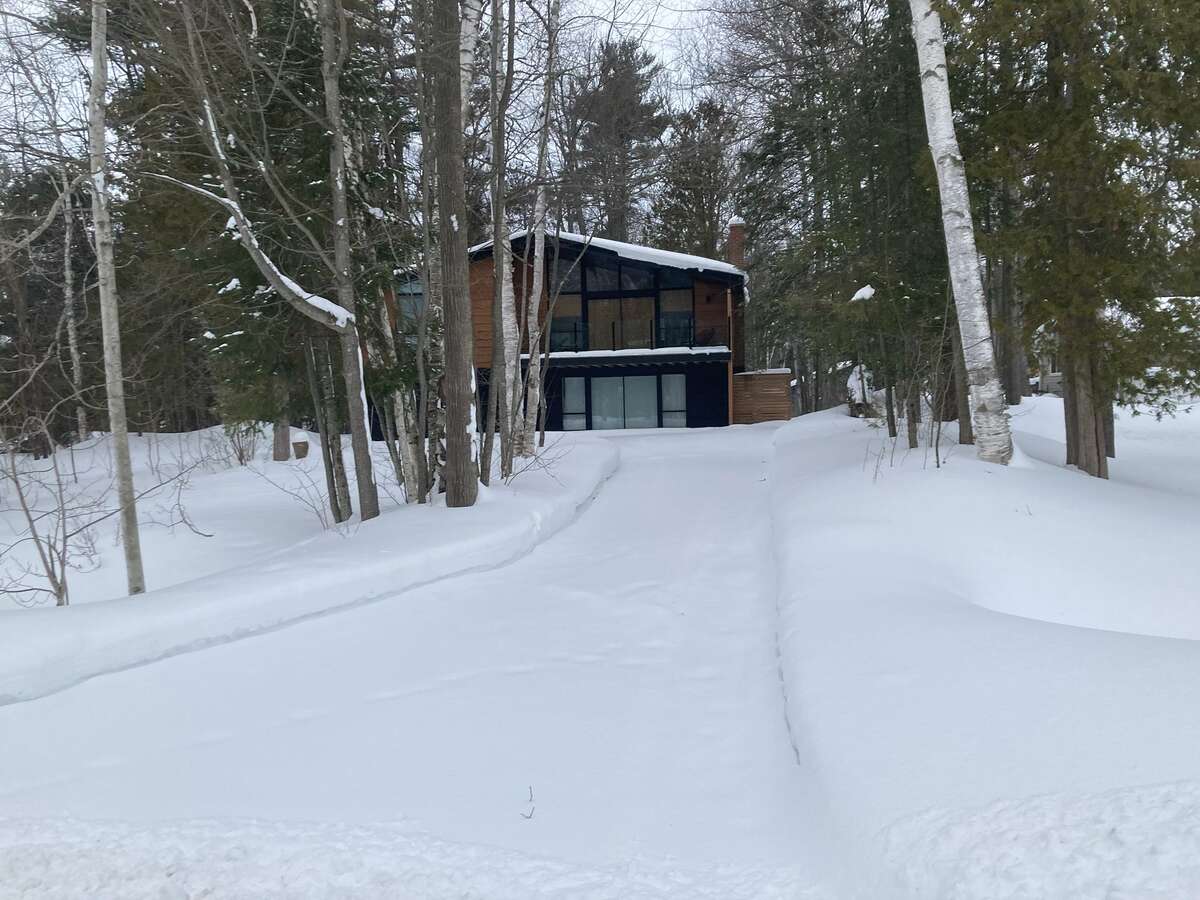 House For Sale - 28 Birch Trail, Wasaga Beach, ON