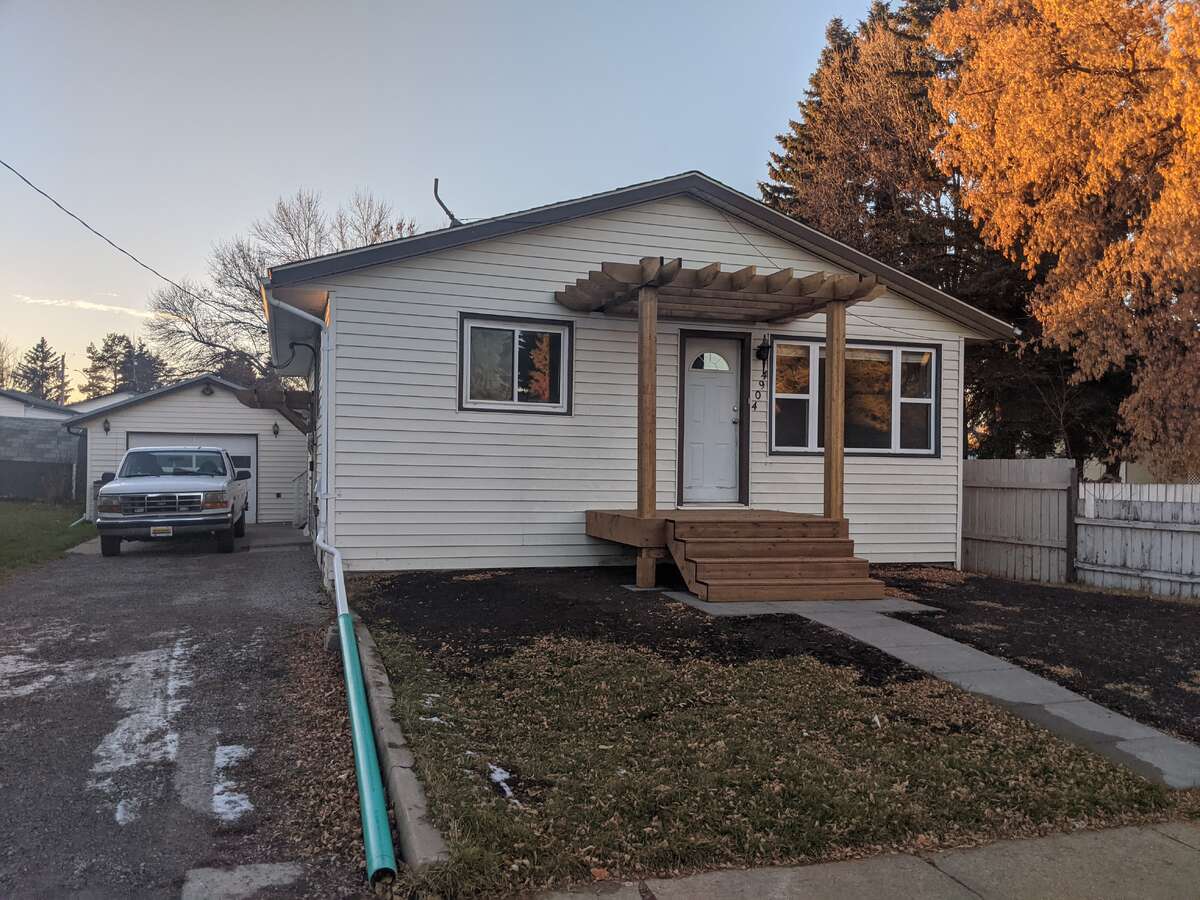 House For Sale - 4904 50th Street, Legal, AB