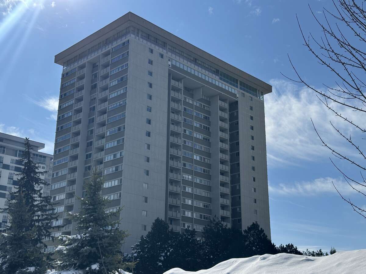 Condo For Sale - #1907, 375 King Street N, Waterloo, ON