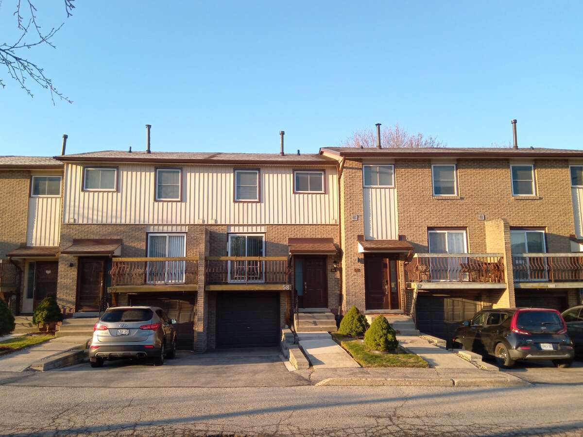 Townhouse For Sale - #58, 1115 Paramount Drive, Stoney Creek, ON