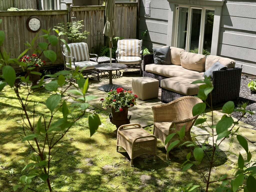 Condo For Sale - #B8, 245 Dalesford road, Etobicoke, ON