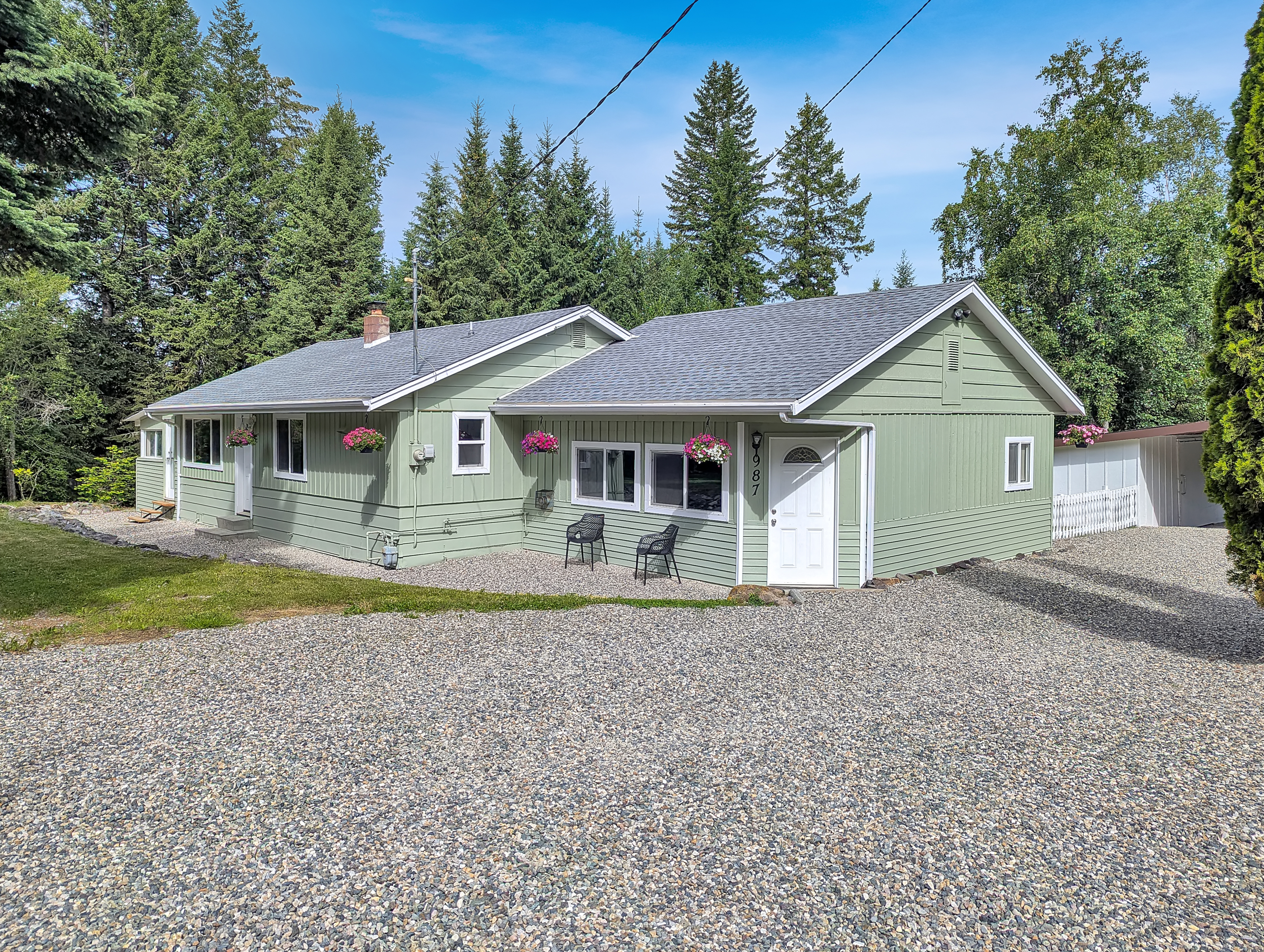 House For Sale - 987 Barkerville Highway, Quesnel, BC