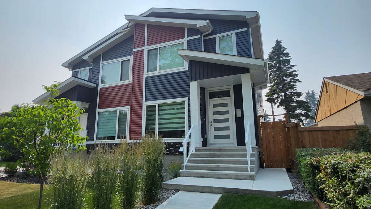 Half Duplex For Sale - 13026 120 st NW, Edmonton, AB