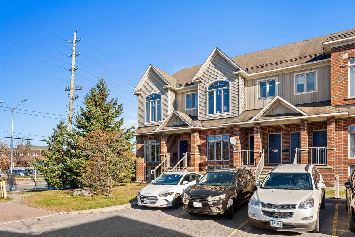 Stacked Townhouse For Sale - #144, 1512 Walkley Rd, Ottawa, ON