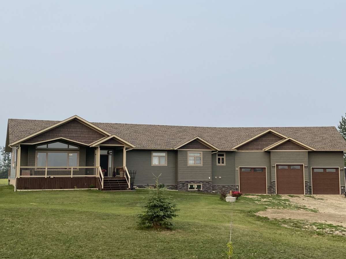 House For Sale - 7320 Twp Rd 542, Evansburg, AB