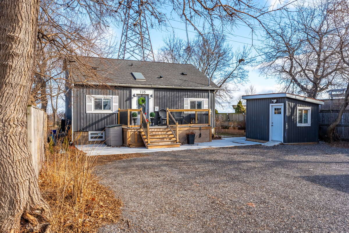 House For Sale - 735 Beach Blvd, Hamilton, ON