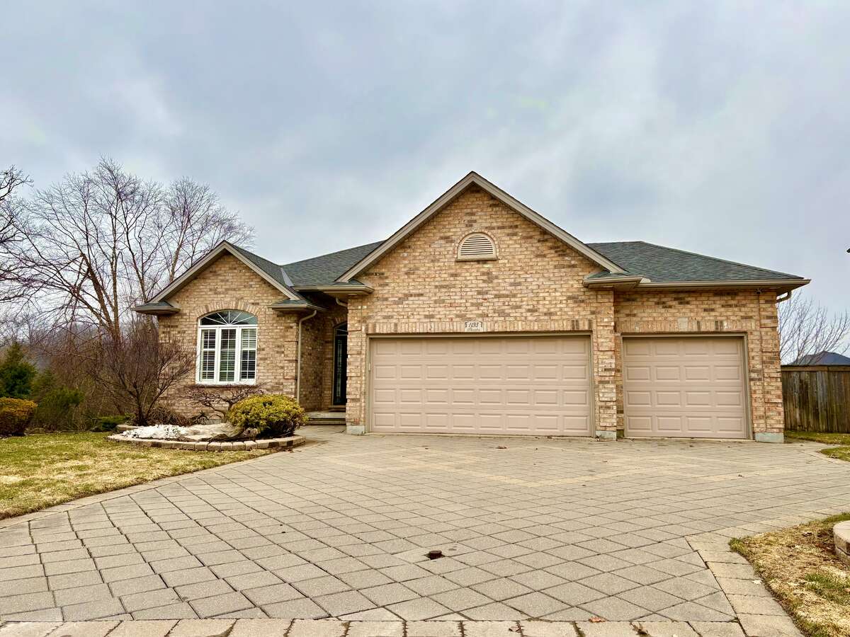 House For Sale - 1193 Thornley St, London, ON