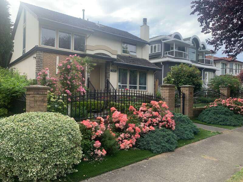 House For Sale - 7495 Culloden St, Vancouver, BC