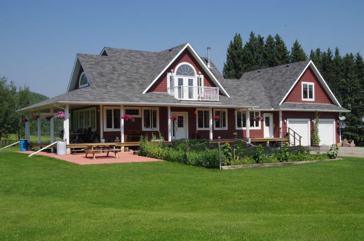 Farm For Sale - 62076 James River Road, Clearwater County, AB