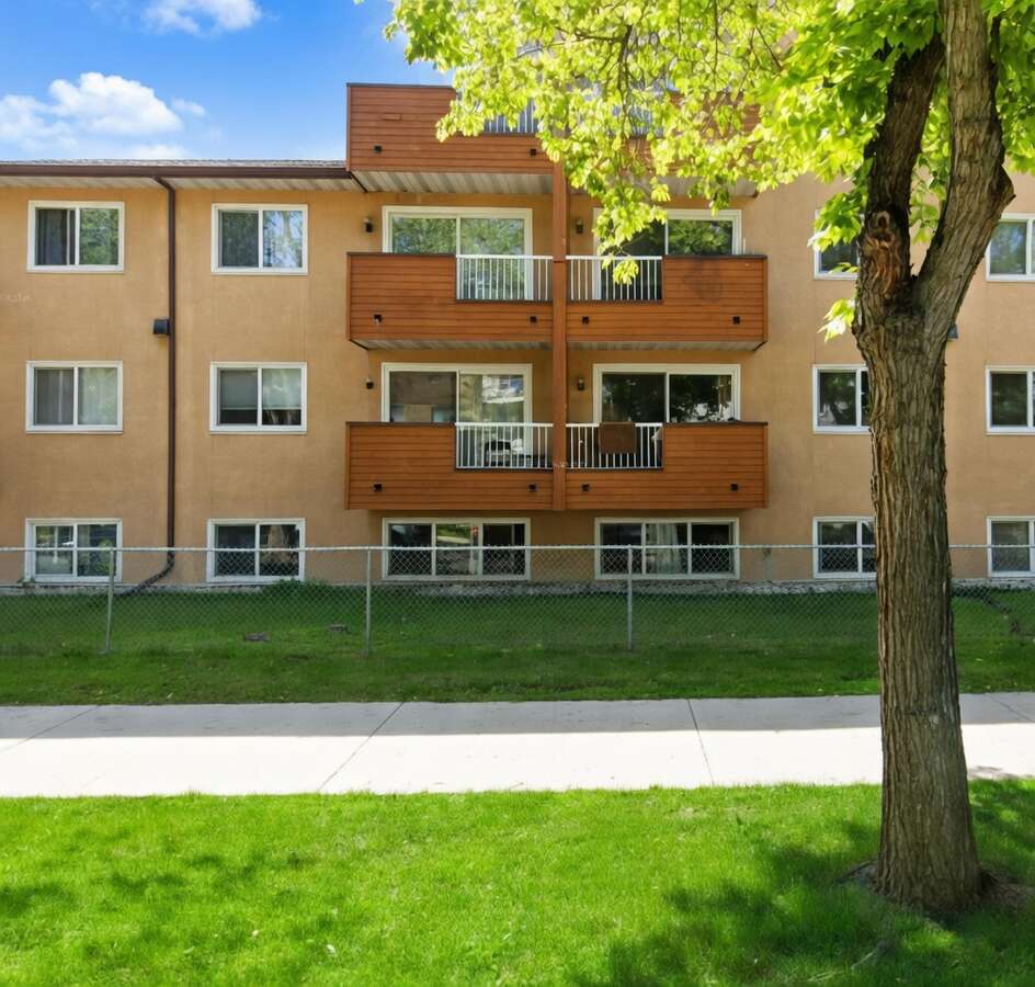 Condo For Sale - #B02, 10620 104st NW, Edmonton, AB