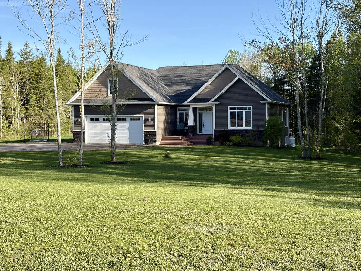 House For Sale - 93 La Fontaine Drive, Dieppe, NB
