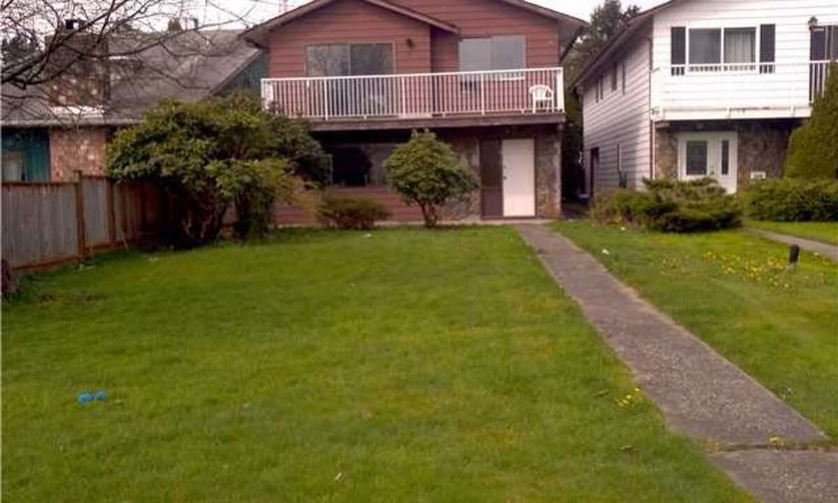 House For Sale - 1810 Taylor Street, Port Coquitlam, BC