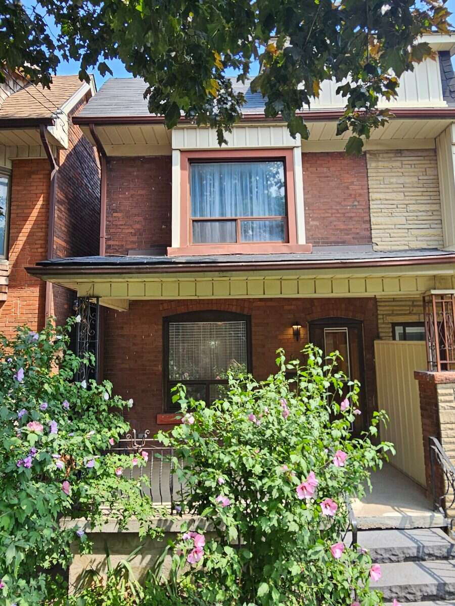 House For Sale - 449 Pacific Ave, Toronto, ON