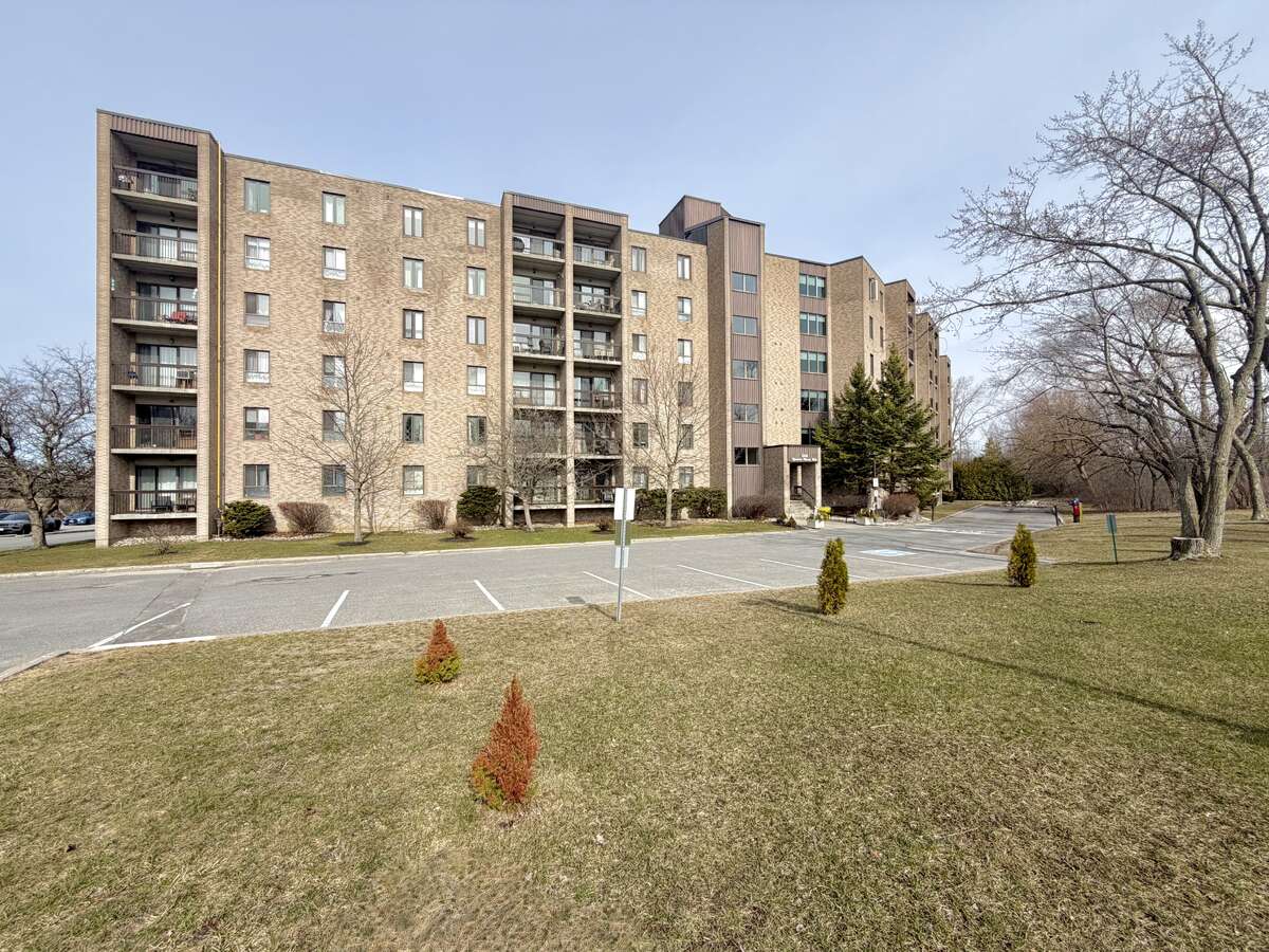Condo For Sale - #609, 358 Queen Mary Road, Kingston, ON