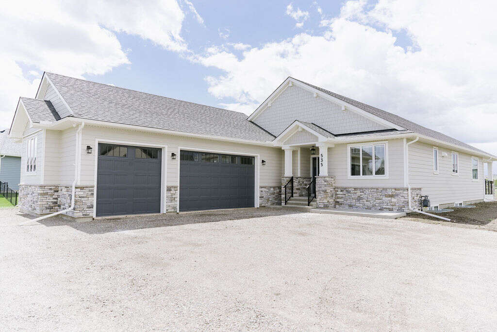 House For Sale - 535 Green Haven View, Foothills County, AB