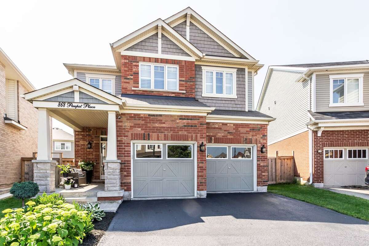 House For Sale - 868 Paupst Pl, Milton, ON