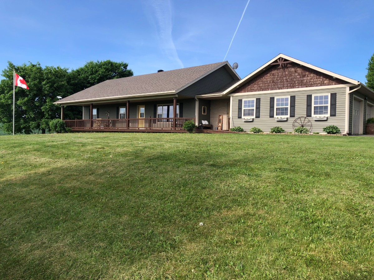 House For Sale - 11 Palmer Rd, Waterville, NB