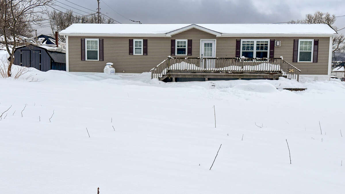 House For Sale - 24 MacKenzie Ave, Inverness, NS