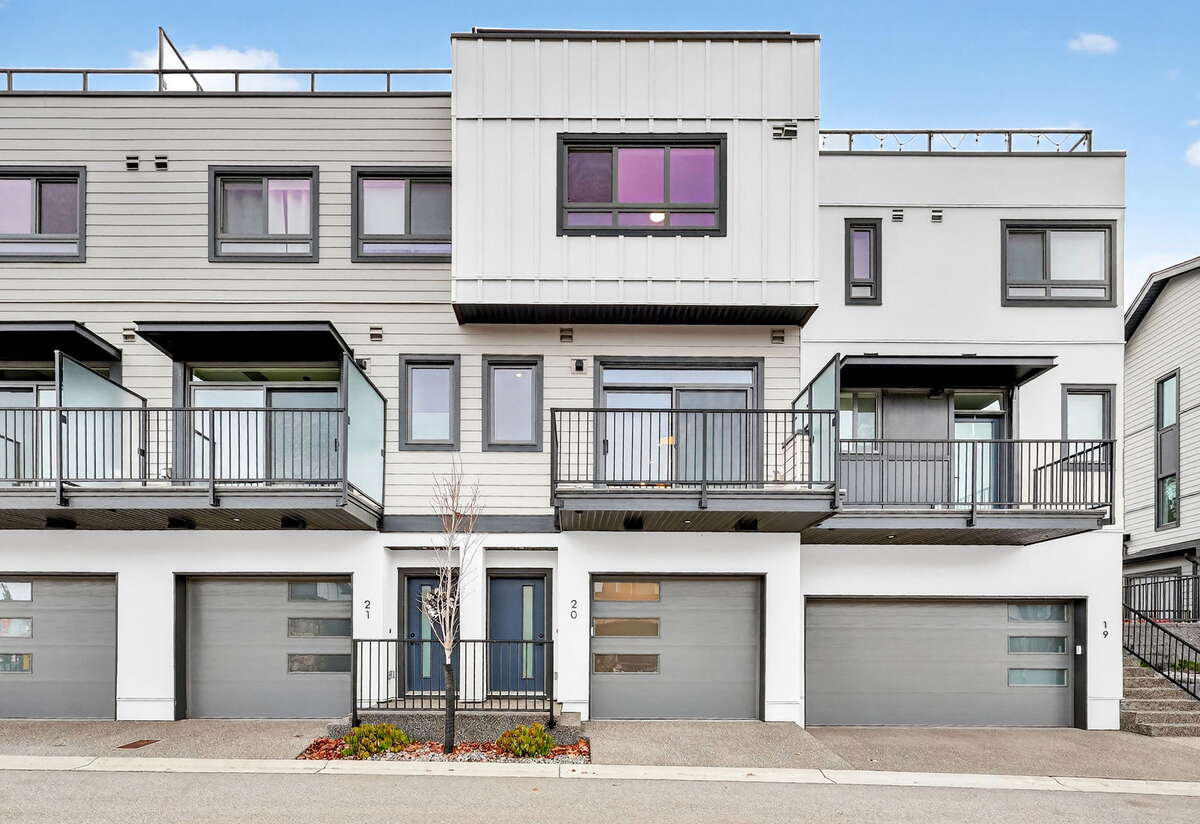 Townhouse For Sale - #20, 1550 Union Road, Kelowna, BC