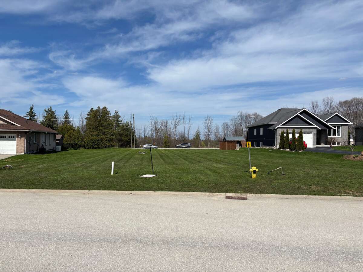 Vacant Land For Sale - 7 Glen Abbey Court, Meaford, ON