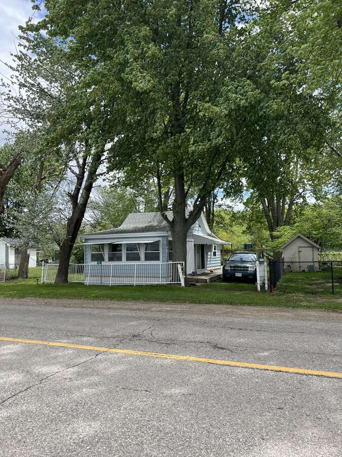 Cottage For Sale - 1758 River Road North, Wallaceburg, ON
