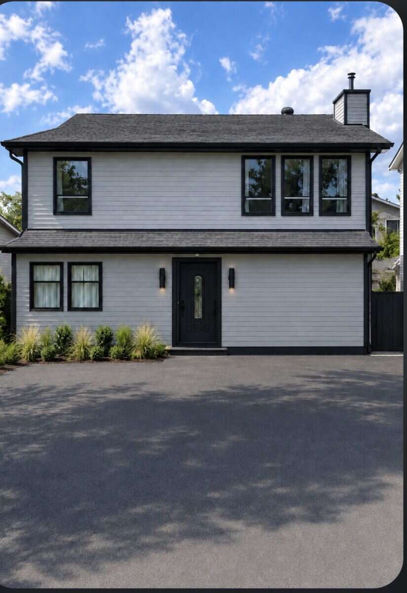House For Sale - 12809 114 Ave, Surrey, BC
