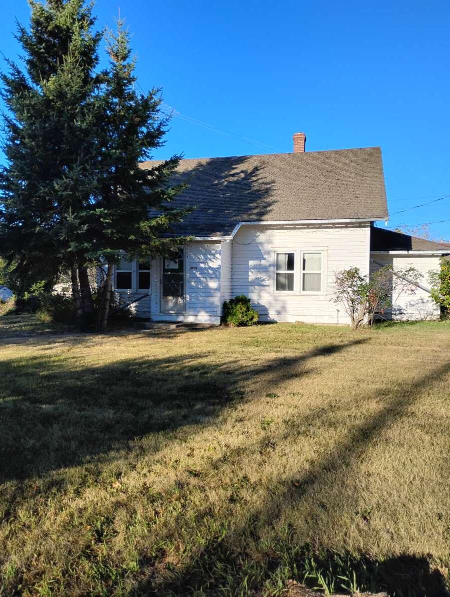 House For Sale - 4924 53 Street, Innisfree, AB