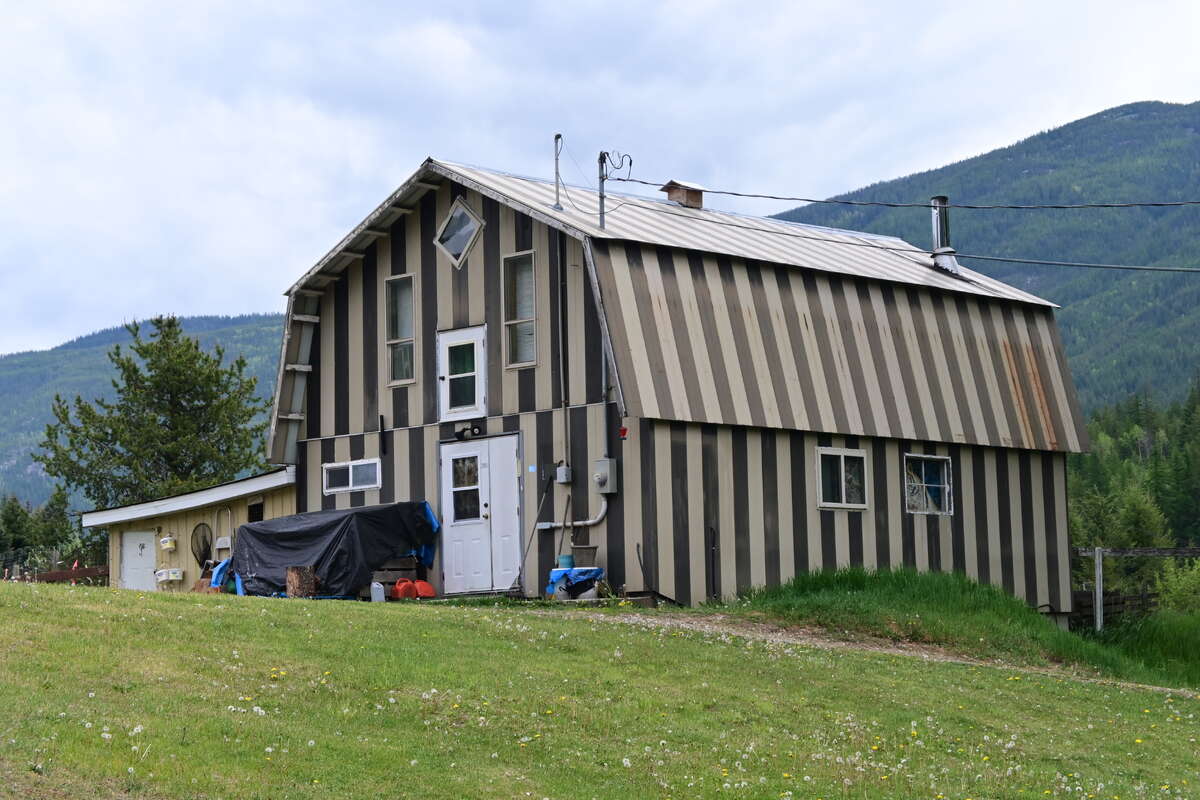 Farm For Sale - 2165 Raven Road, Castlegar, BC