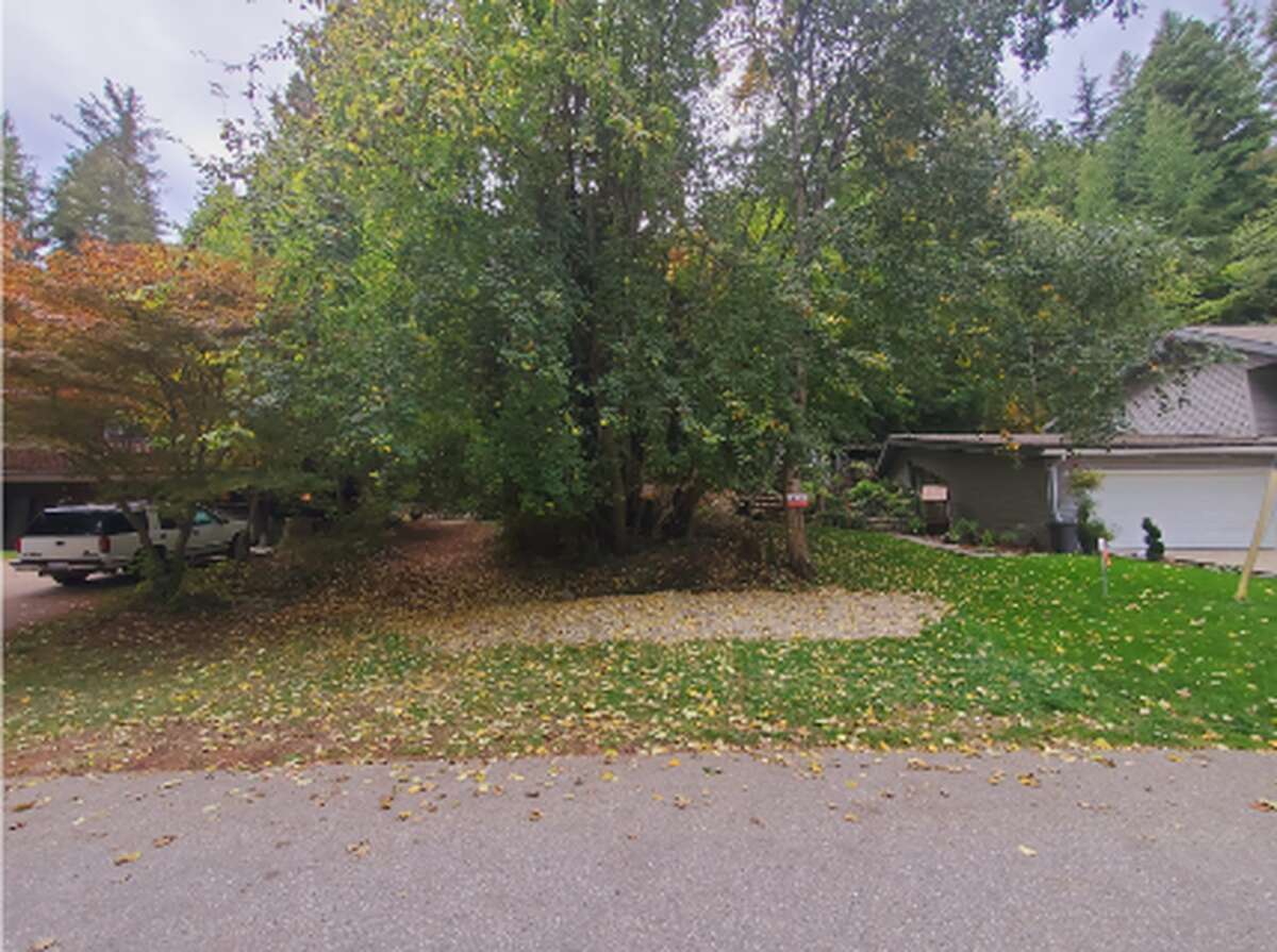 Vacant Land For Sale - 800 Lynnwod Cr., Castlegar, BC