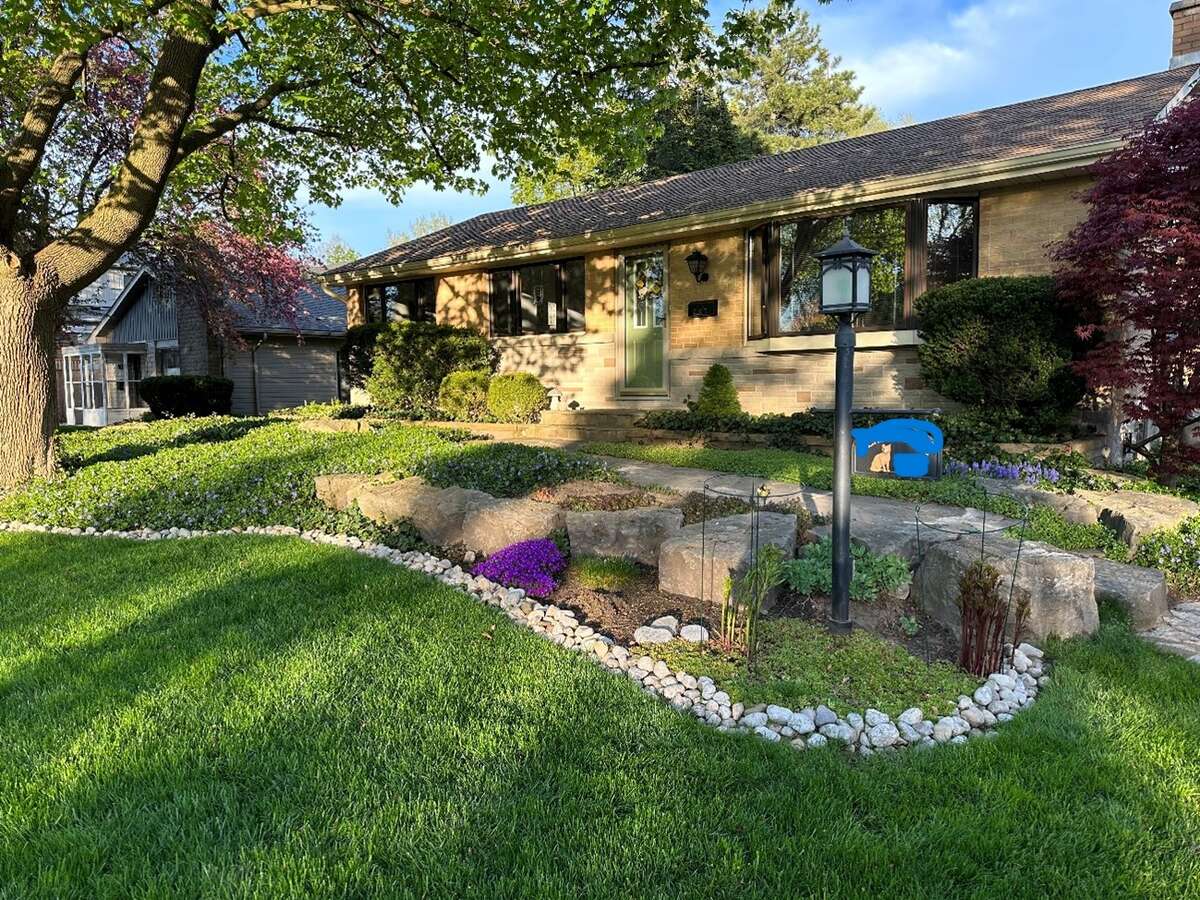 House For Sale - 92 Dean Avenue, Guelph, ON