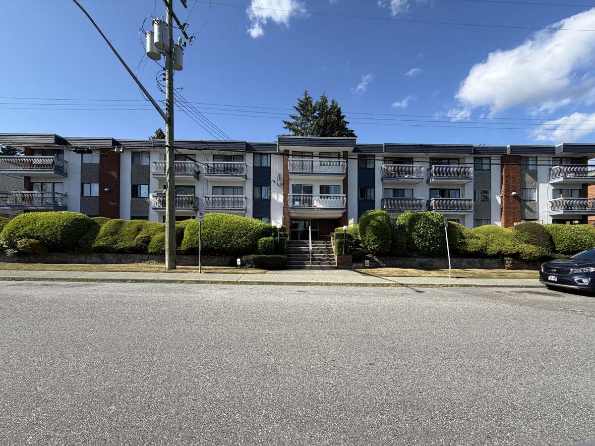 Condo For Sale - #208, 1045 Howie Ave, Coquitlam, BC