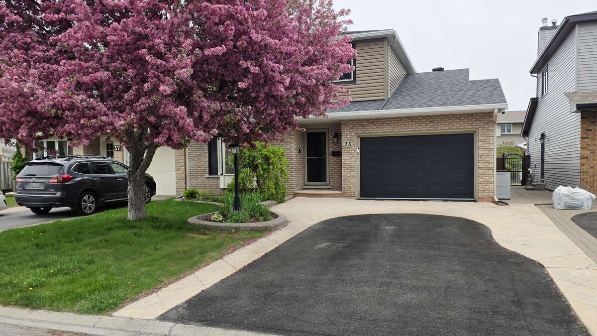 House For Sale - 35 Ivylea Street, Nepean, ON