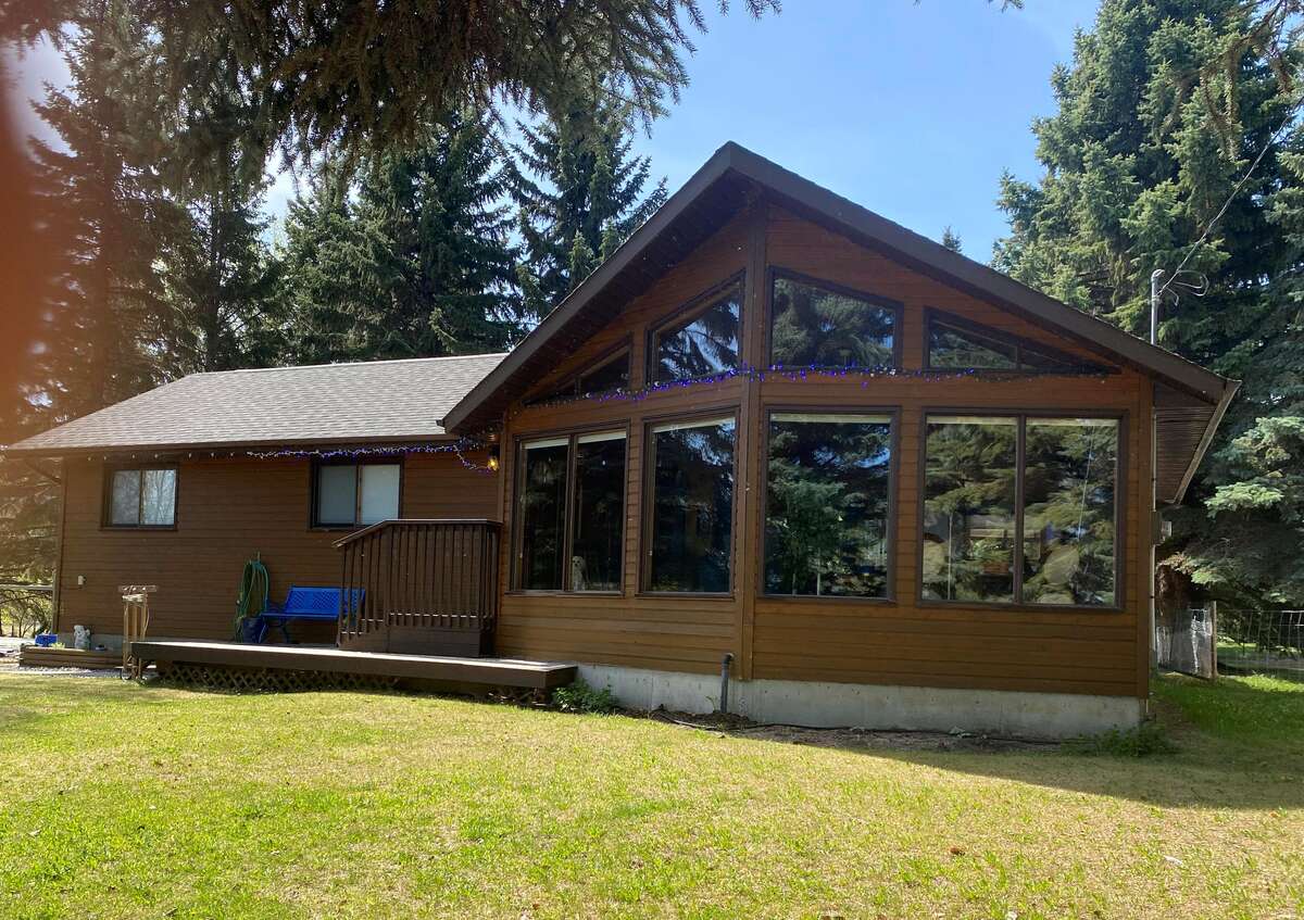 Recreational Property For Sale - 34 Lakeshore Dr, Grandview, AB