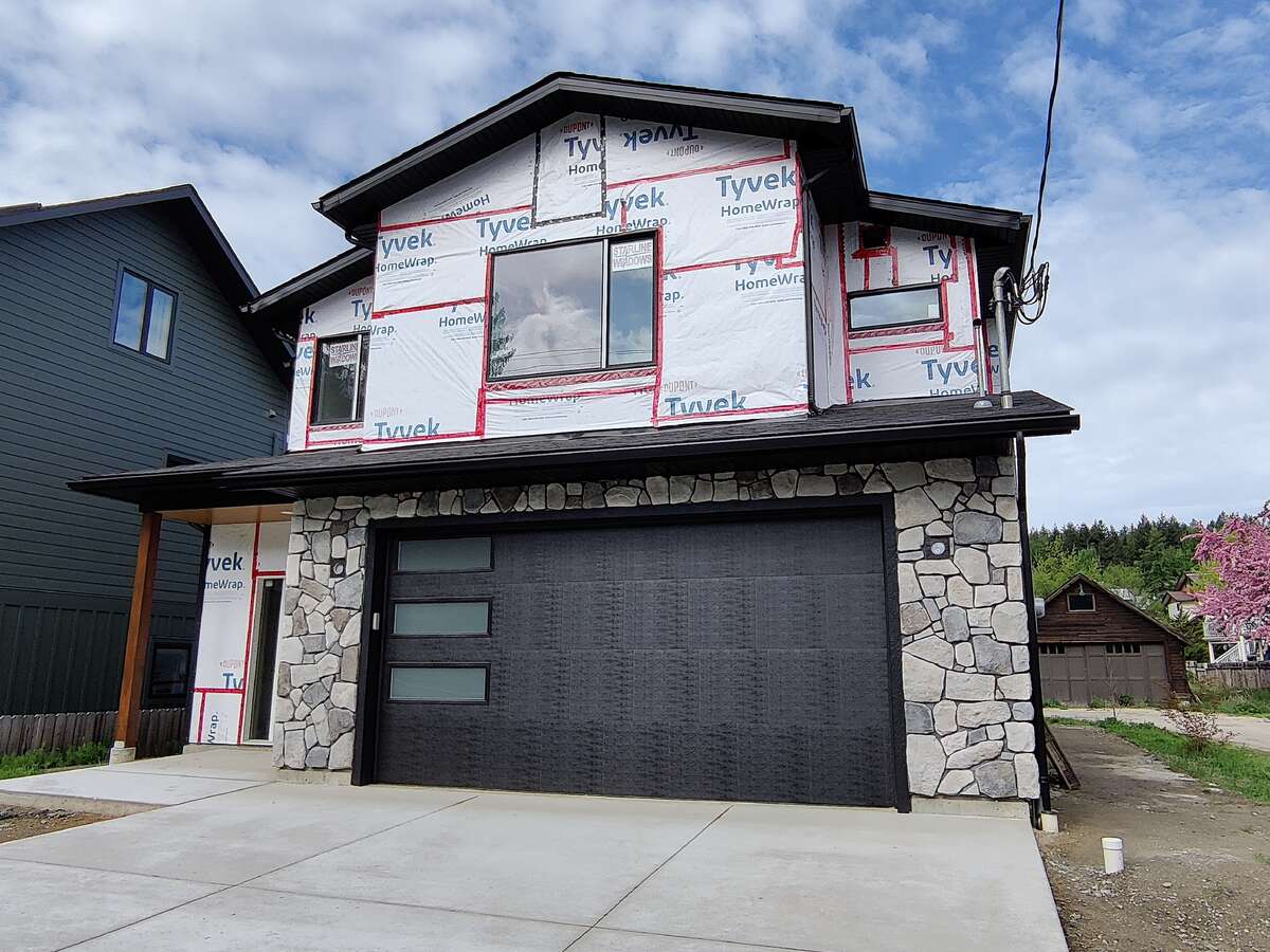 Exterior - Front