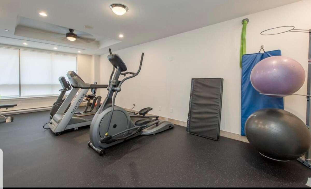 Gym (3rd Floor)