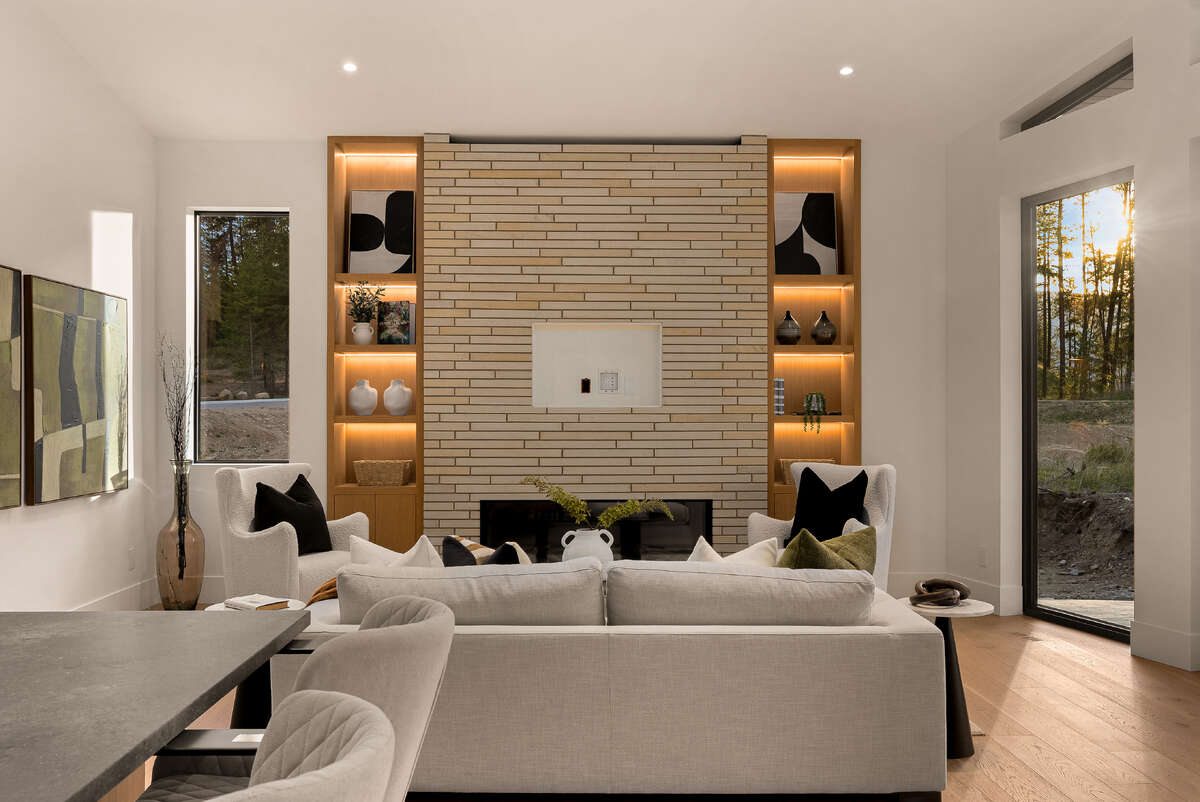One-Level Luxury Rancher
