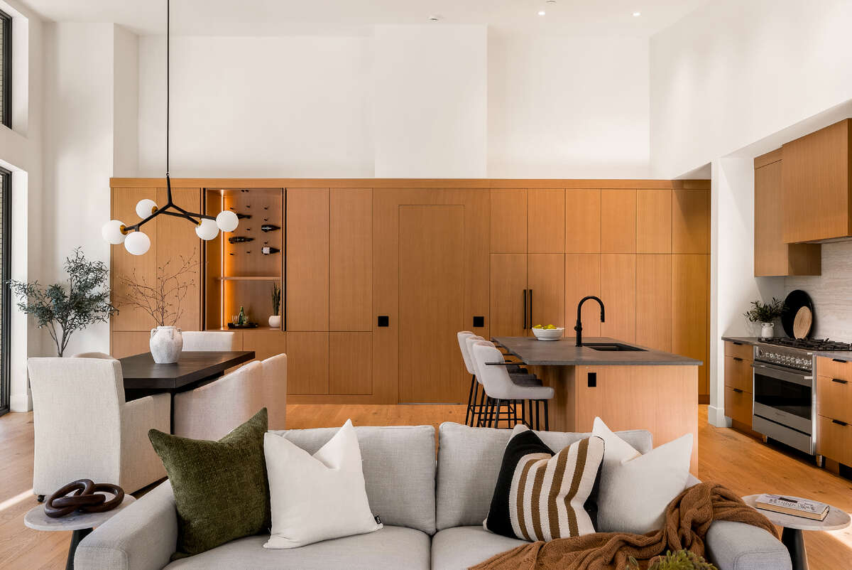 One-Level Luxury Rancher