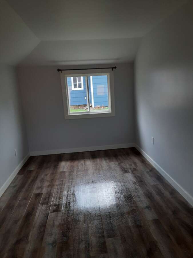 Cottage #4 Bedroom One
