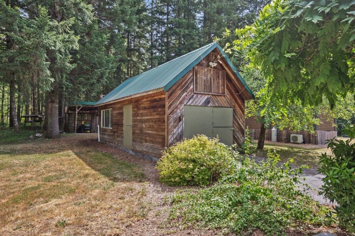 15.76 Acres of Peace, Privacy & Income Potential