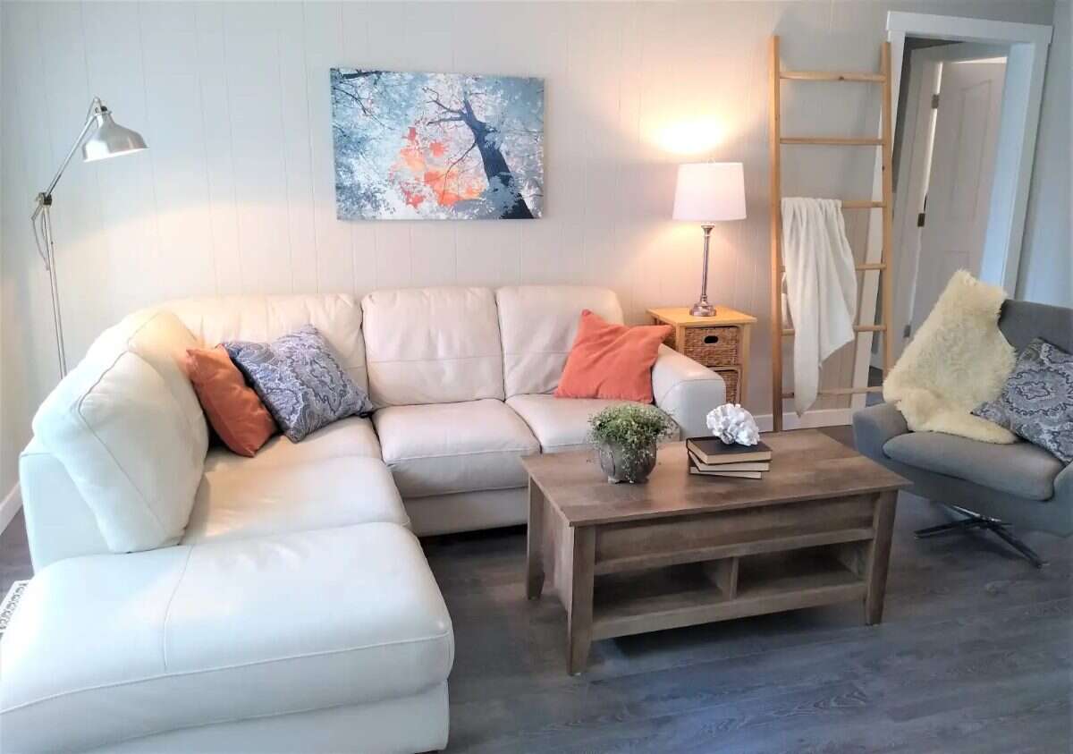 Renovated 5 Bedroom Home in North Castlegar