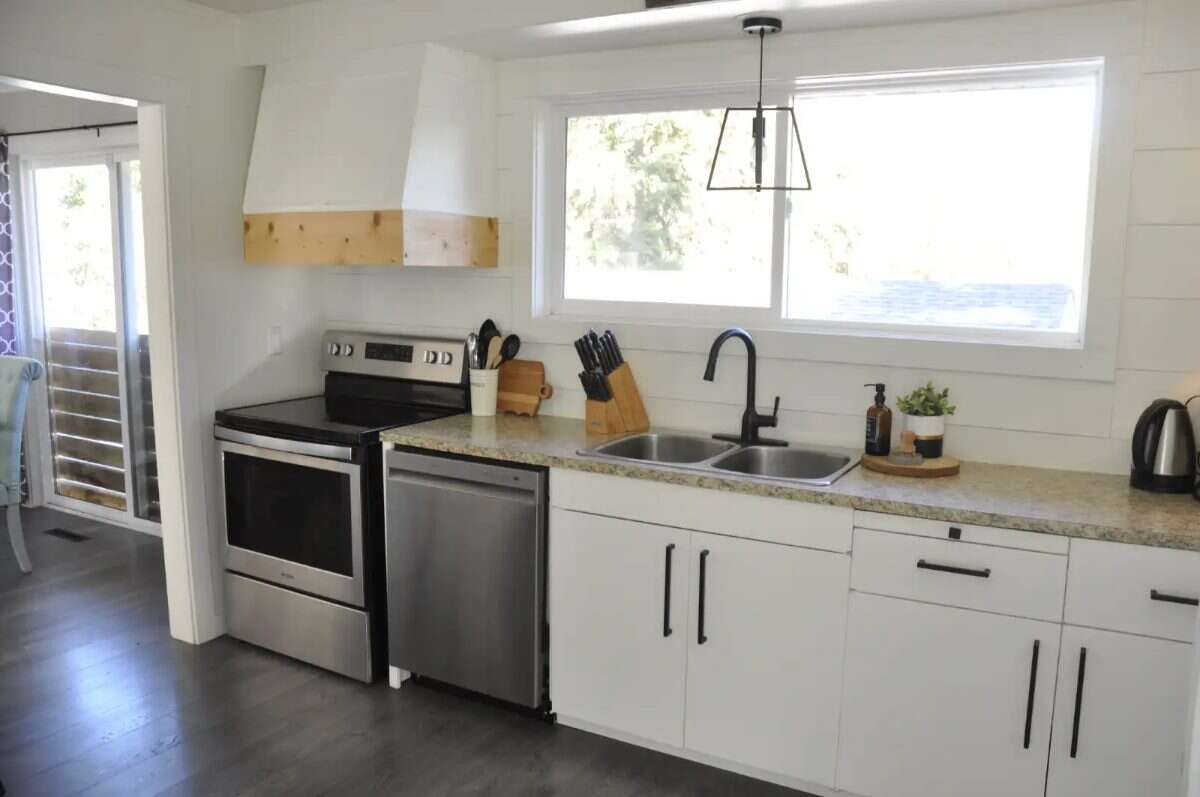 Renovated 5 Bedroom Home in North Castlegar