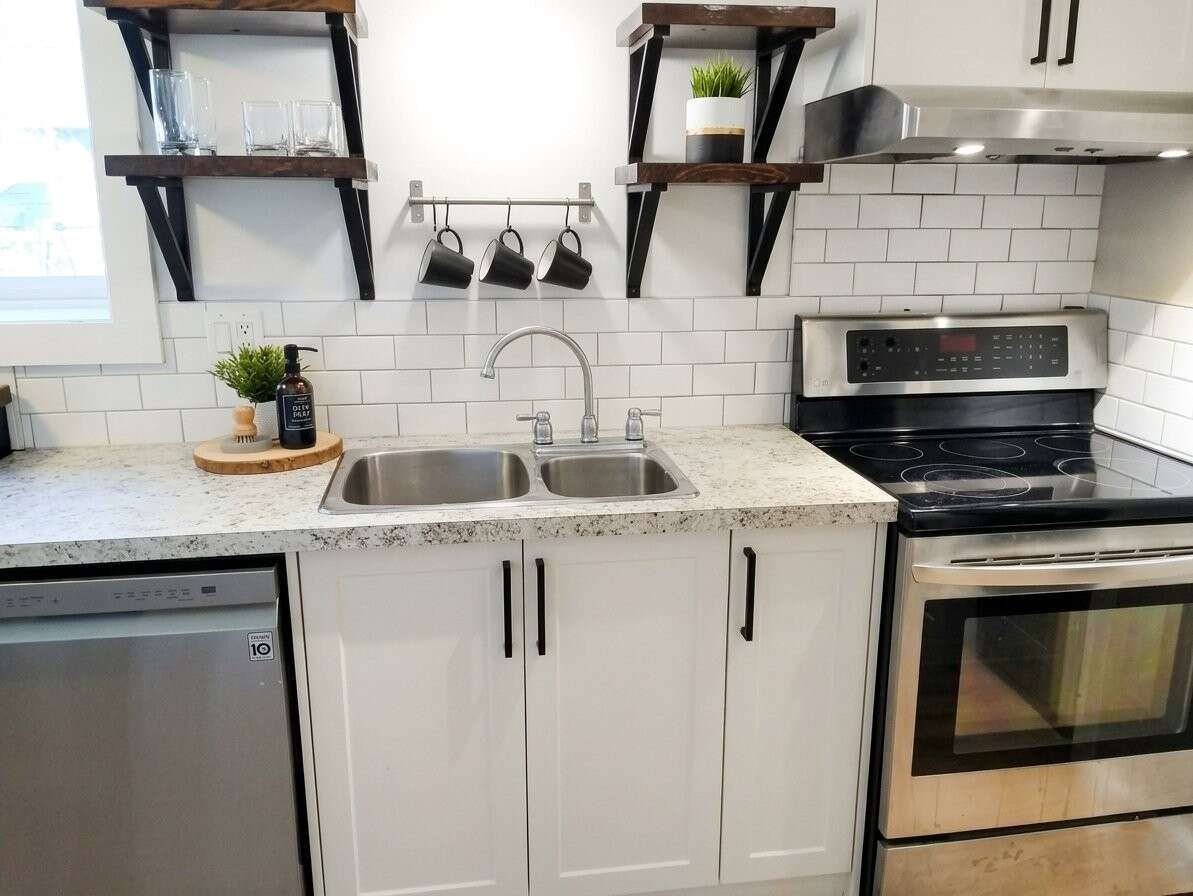 Renovated 5 Bedroom Home in North Castlegar