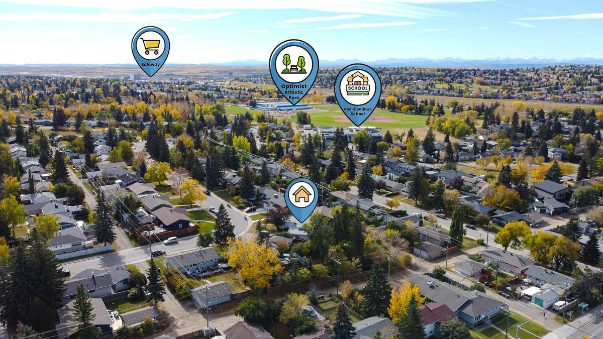 Many schools within 1km