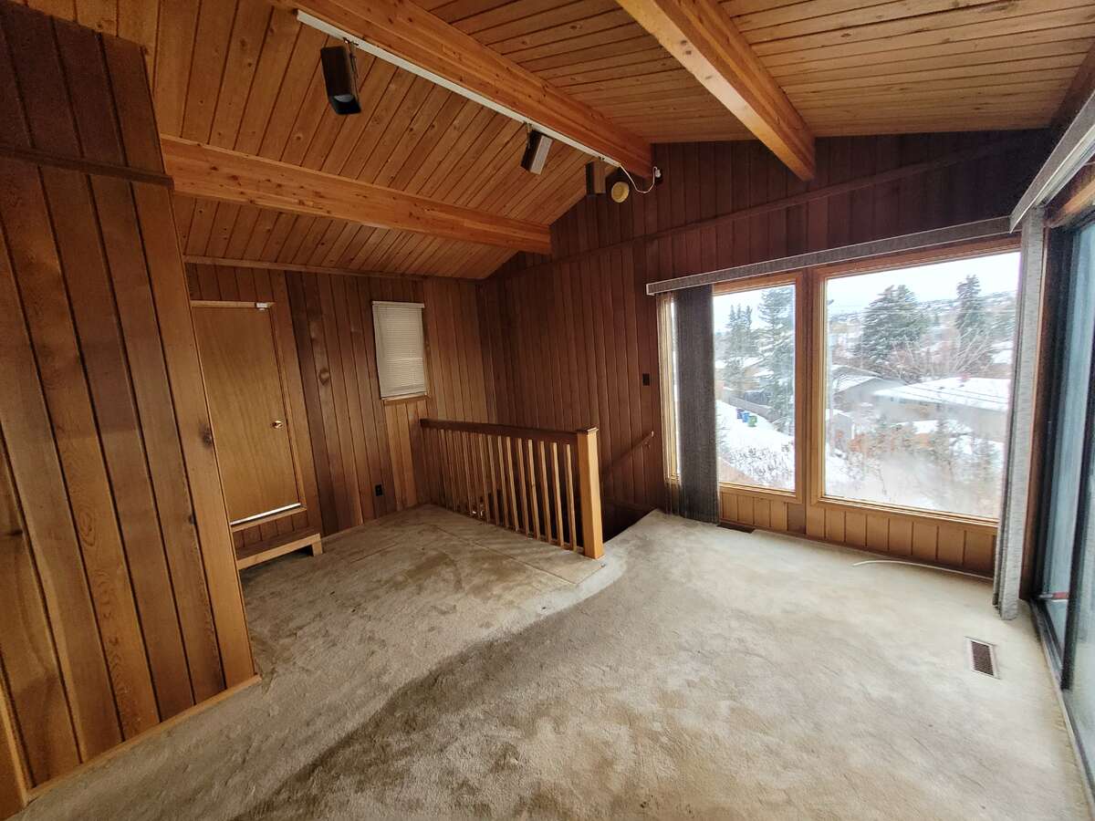 Second floor sitting room