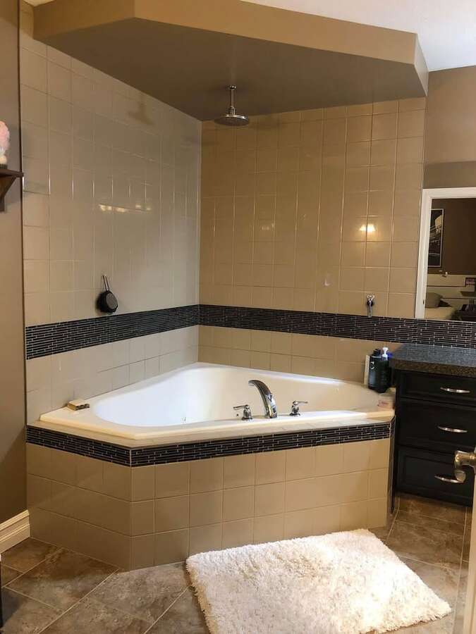 master bedroom ensuite