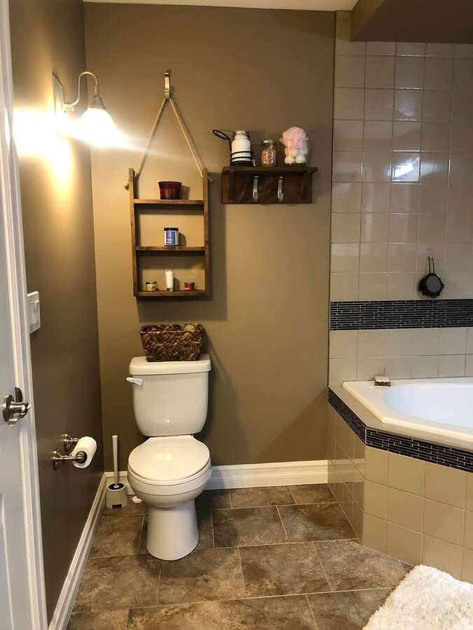 master bedroom ensuite
